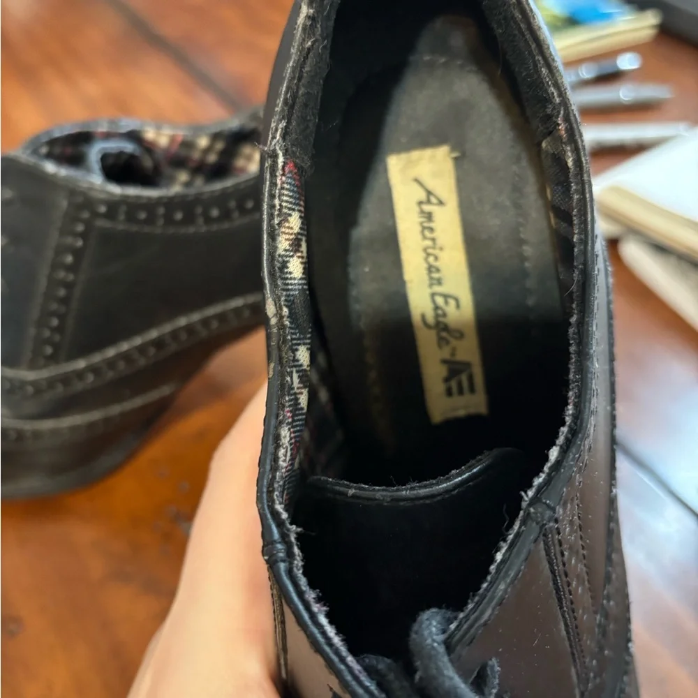 Classic Black Women's Oxford Heels - Picture 2 of 4